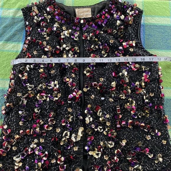 Vintage 60s beaded vest Embellished with sequins. 100% Wiool Must see Video - Picture 12 of 16